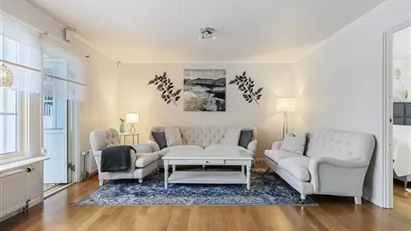 Huddinge - 5rok - tillsv - 24.150kr/mån Huddinge - 5rok - tillsv - 24.150kr/mån