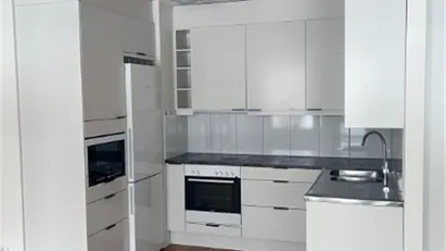 Täby - 2rok - 12mån - 13.225kr/mån Täby - 2rok - 12mån - 13.225kr/mån