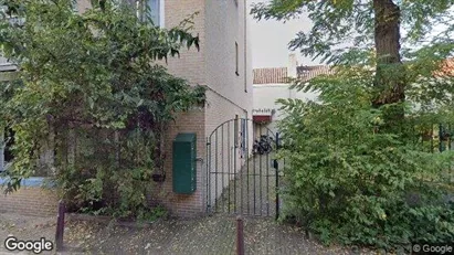 Apartments for rent in Amsterdam Centrum - Photo from Google Street View