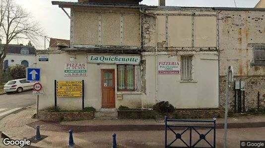 Apartments for rent in Mantes-la-Jolie - Photo from Google Street View