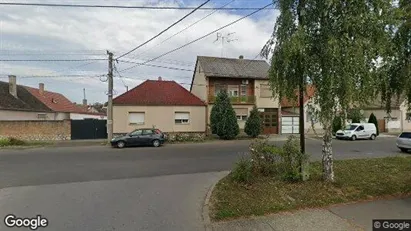 Apartments for rent in Mohácsi - Photo from Google Street View