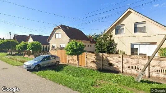 Apartments for rent in Hajdúszoboszlói - Photo from Google Street View