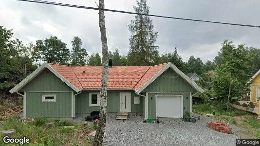 Rooms for rent in Botkyrka - Photo from Google Street View