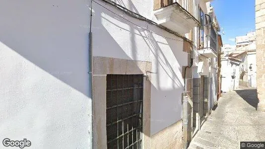 Apartments for rent in Plasencia - Photo from Google Street View