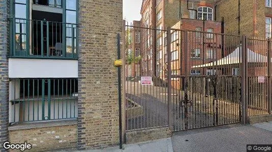 Apartments for rent in London E1 - Photo from Google Street View