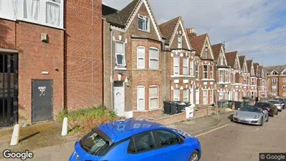 Apartments for rent in Luton - Bedfordshire - Photo from Google Street View