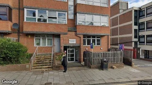 Apartments for rent in Luton - Bedfordshire - Photo from Google Street View