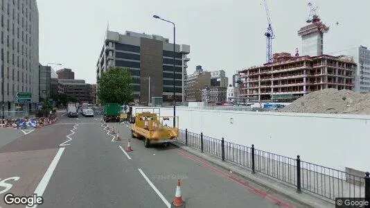 Apartments for rent in London E1 - Photo from Google Street View