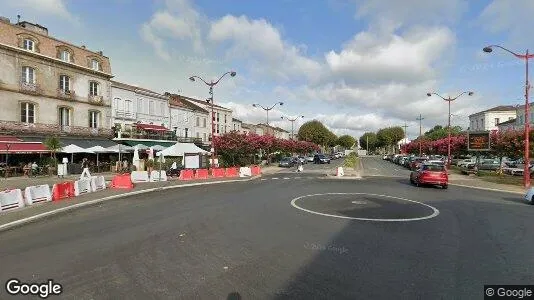 Apartments for rent in Villeneuve-sur-Lot - Photo from Google Street View