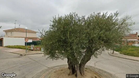 Apartments for rent in Serranillos del Valle - Photo from Google Street View