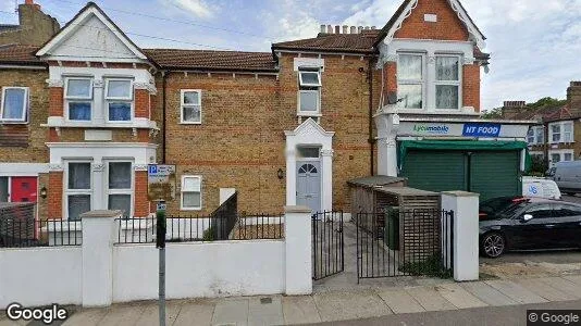 Apartments for rent in London SE6 - Photo from Google Street View