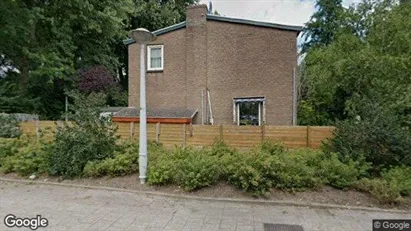 Apartments for rent in Amsterdam Oost-Watergraafsmeer - Photo from Google Street View