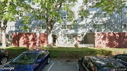 Apartments for rent in Amsterdam Noord - Photo from Google Street View