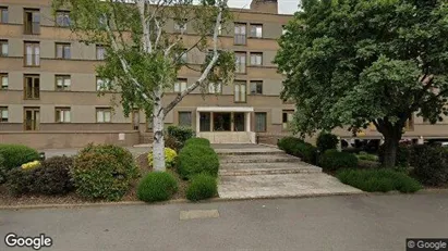 Apartments for rent in Sutton - Surrey - Photo from Google Street View