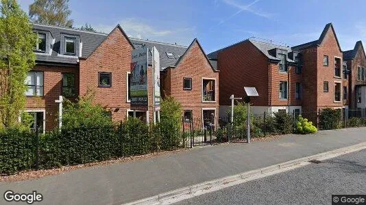 Apartments for rent in Crowthorne - Berkshire - Photo from Google Street View