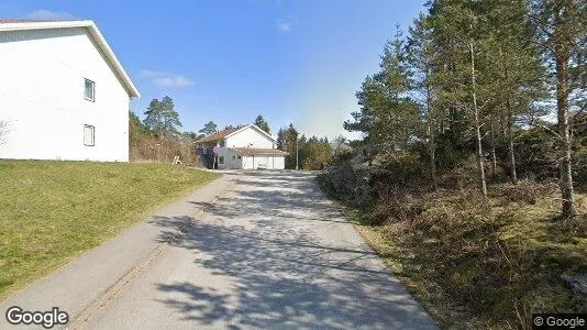 Apartments for rent in Orust - Photo from Google Street View