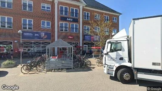 Apartments for rent in Vallensbæk Strand - Photo from Google Street View