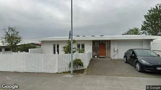 Apartments for rent in Reykjavík Háaleiti - Photo from Google Street View