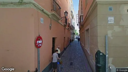 Apartments for rent in Cádiz - Photo from Google Street View