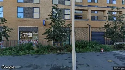 Apartments for rent in London W3 - Photo from Google Street View