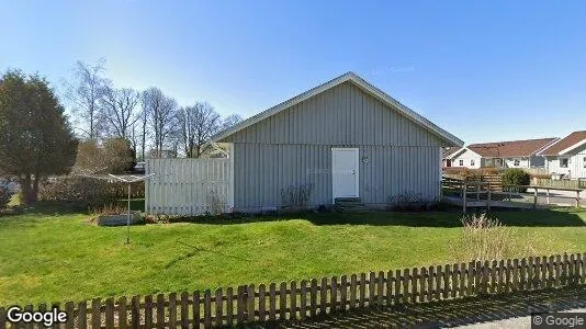 Apartments for rent in Mark - Photo from Google Street View