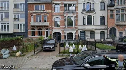 Apartments for rent in Brussels Schaarbeek - Photo from Google Street View