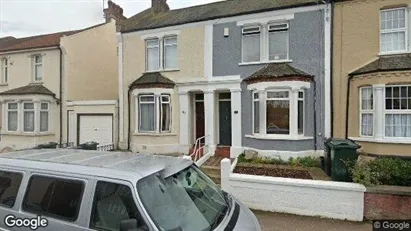 Apartments for rent in Swanscombe - Kent - Photo from Google Street View