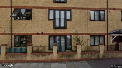 Apartments for rent in London E2 - Photo from Google Street View