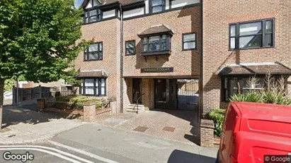 Apartments for rent in Buckhurst Hill - Essex - Photo from Google Street View