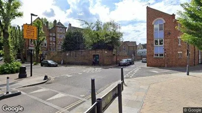 Apartments for rent in London E2 - Photo from Google Street View