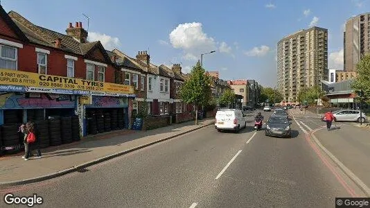 Apartments for rent in London N15 - Photo from Google Street View