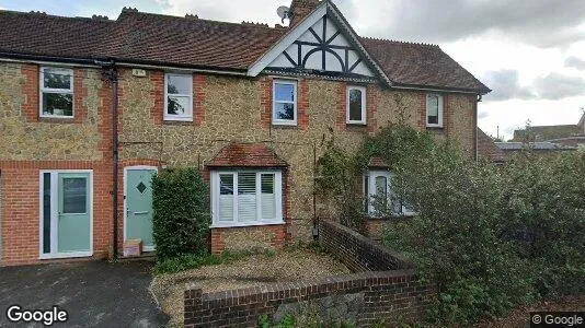 Apartments for rent in Petersfield - Hampshire - Photo from Google Street View