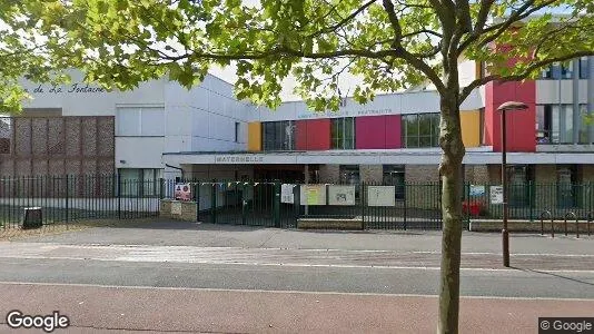 Apartments for rent in Le Raincy - Photo from Google Street View