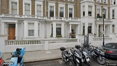 Apartments for rent in London SW5 - Photo from Google Street View