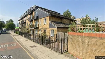 Apartments for rent in London E1 - Photo from Google Street View