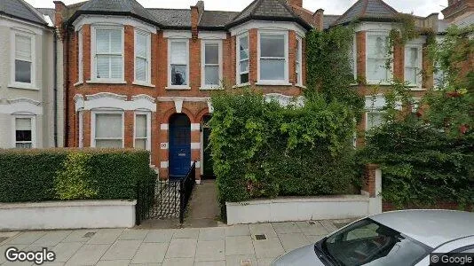 Apartments for rent in London W10 - Photo from Google Street View