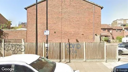 Apartments for rent in London E2 - Photo from Google Street View