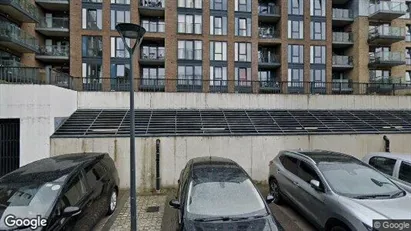 Apartments for rent in London E14 - Photo from Google Street View