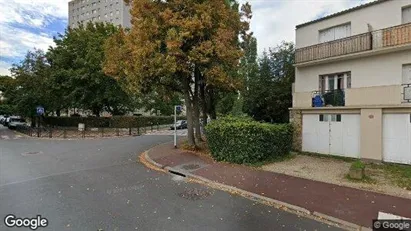 Apartments for rent in Antony - Photo from Google Street View