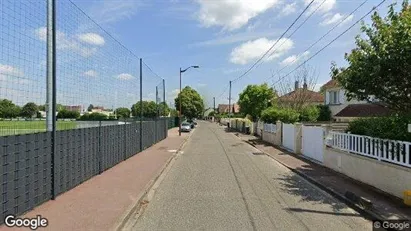 Apartments for rent in Palaiseau - Photo from Google Street View