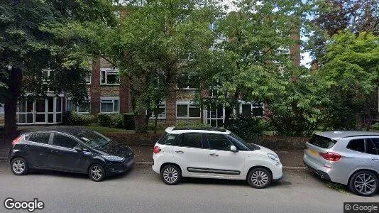 Apartments for rent in Wallington - Surrey - Photo from Google Street View