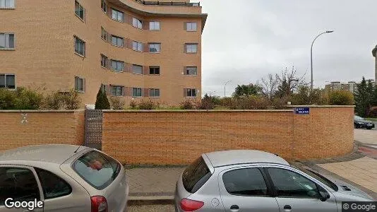 Apartments for rent in El Encinar de los Reyes - Photo from Google Street View