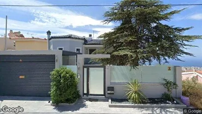 Apartments for rent in Glyfada - Photo from Google Street View