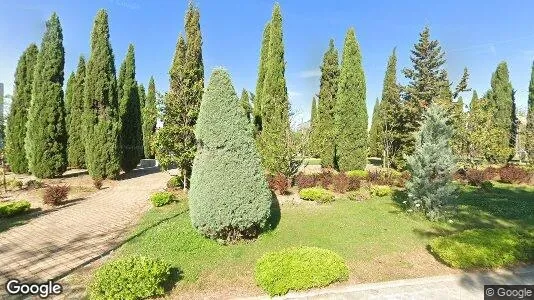 Apartments for rent in Madrid Barajas - Photo from Google Street View