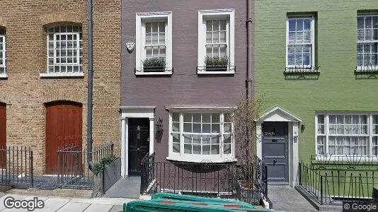 Apartments for rent in London W8 - Photo from Google Street View