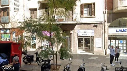 Apartments for rent in Barcelona Gràcia - Photo from Google Street View