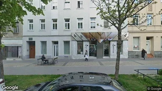 Apartments for rent in Vienna Favoriten - Photo from Google Street View