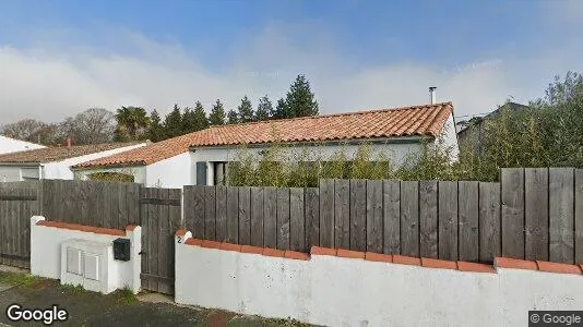 Apartments for rent in La Rochelle - Photo from Google Street View