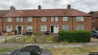 Apartments for rent in Morden - Surrey - Photo from Google Street View