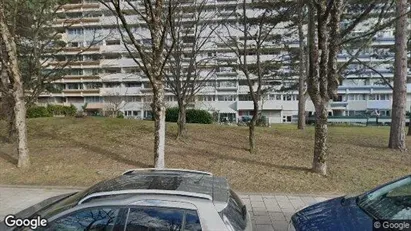 Apartments for rent in Munich Moosach - Photo from Google Street View